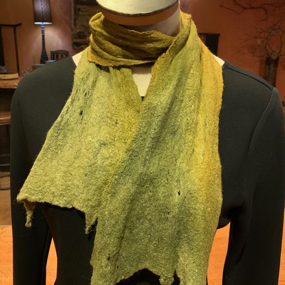 ‼️Felted Olive Scarf‼️ - Picture 3 of 3